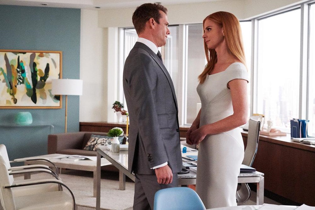 Imagem de: Suits: relacionamento em risco no episódio 9x04 (trailer e fotos)