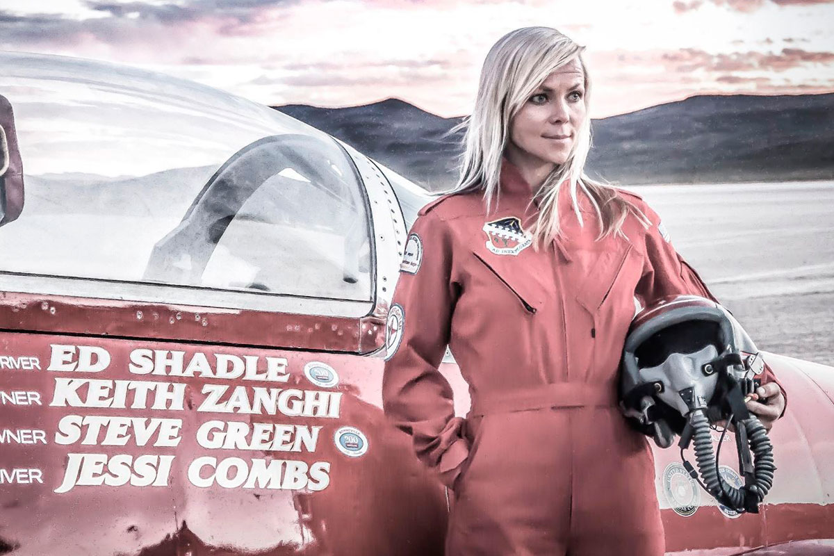 Imagem de: Jessi Combs, apresentadora de MythBusters, morre em acidente de carro