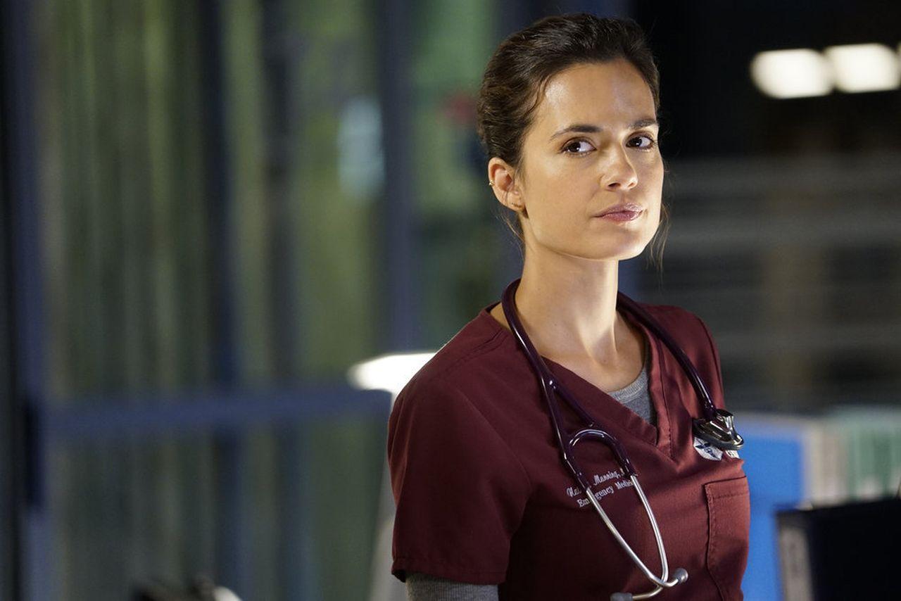 Imagem de: Chicago Med: Natalie toma atitude drástica no episódio 5x05 (cenas e sinopse)
