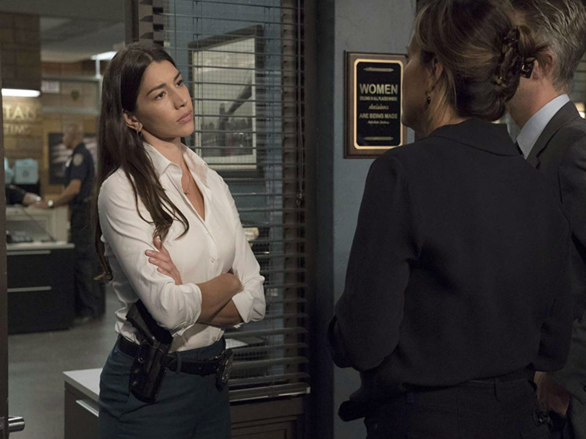 Imagem de: Law & Order: SVU promove detetive Kat Azar Amin ao elenco fixo
