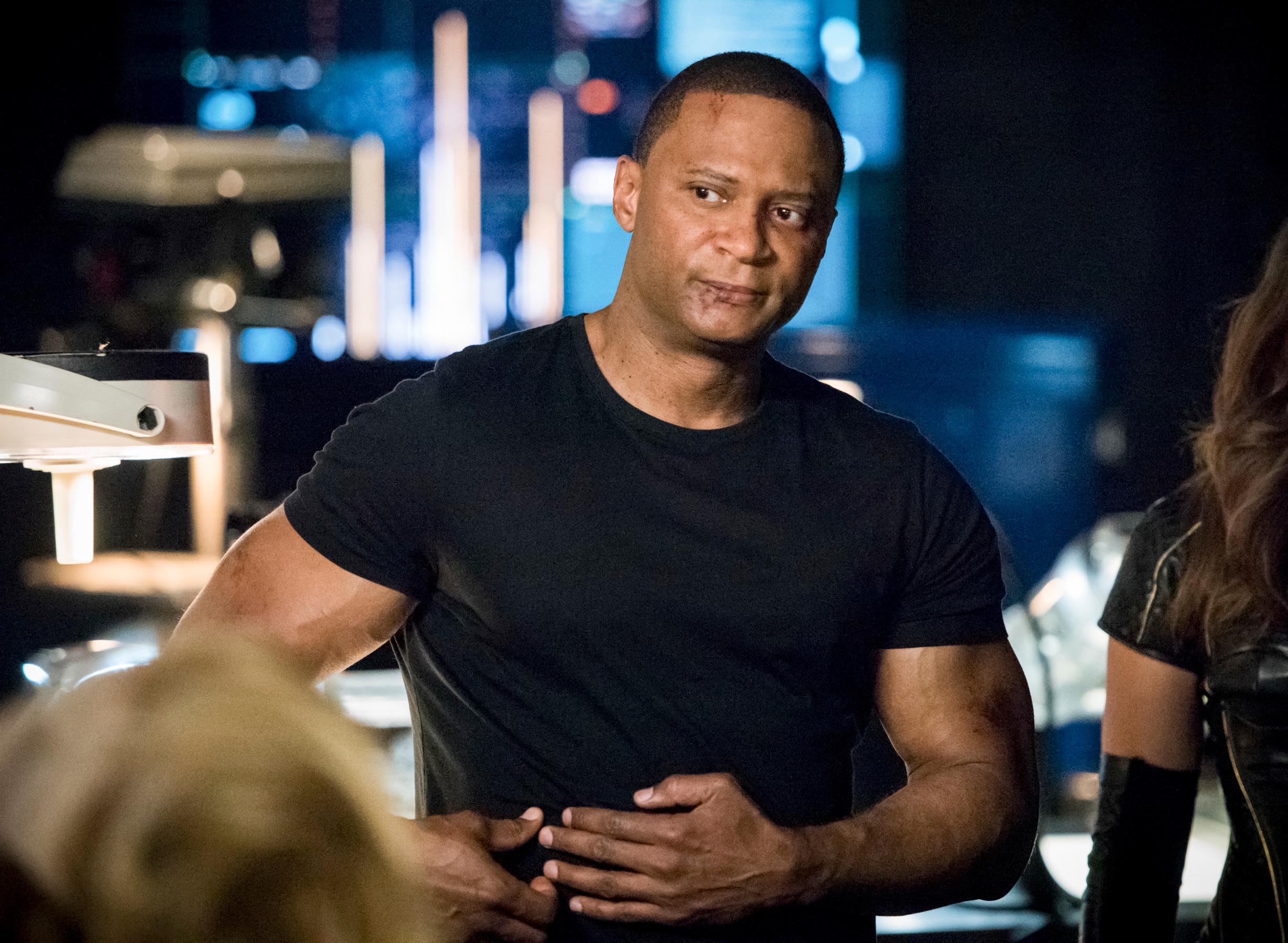 Imagem de: Arrow: David Ramsey, o Diggle, estaria aberto a ir para Legends Of Tomorrow