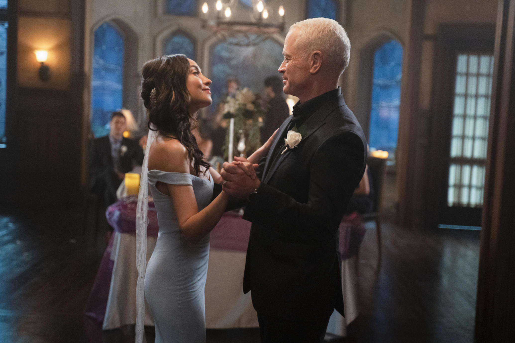 Imagem de: DC's Legends of Tomorrow 5x06: Nora e Ray vão se casar? (RECAP)