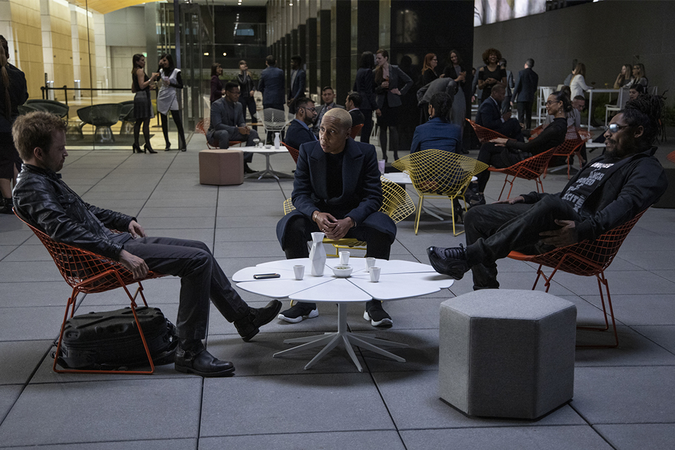 Imagem de: Westworld 3x01: a arquitetura de um novo mundo (RECAP)