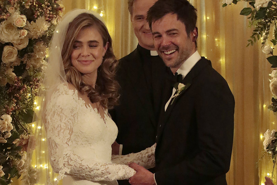 Imagem de: Manifest 2x12: Michaela e Zeke se casam (RECAP)