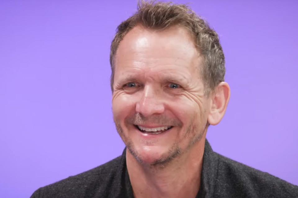 Imagem de: Legacies: Sebastian Roché de The Originals fala sobre retorno