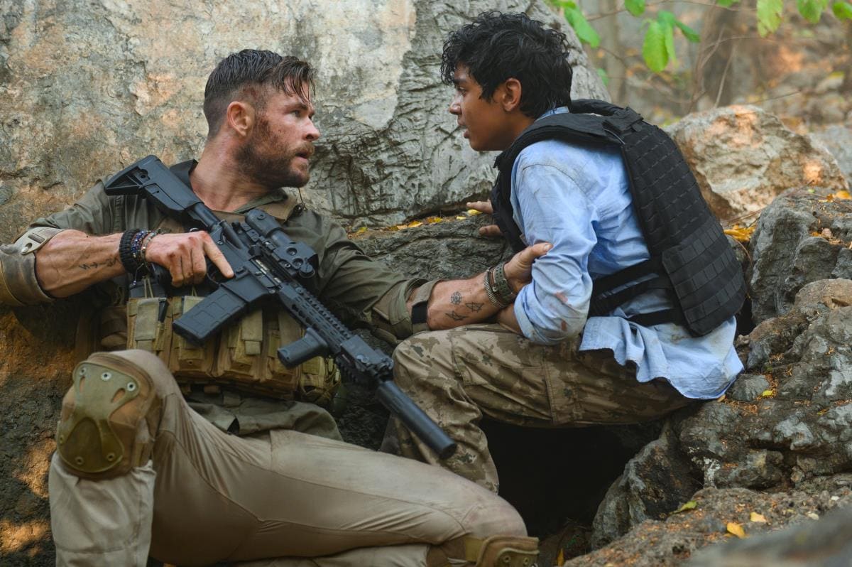 Imagem de: Resgate: Chris Hemsworth protagoniza novo filme da Netflix