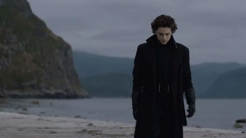 Imagem de: Duna: Timothée Chalamet aparece em foto divulgada do filme