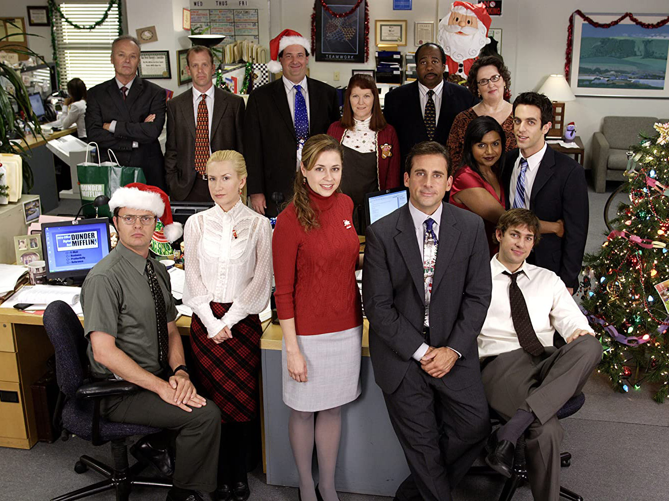 Imagem de: Elenco de The Office recria dança do casamento de Jim e Pam