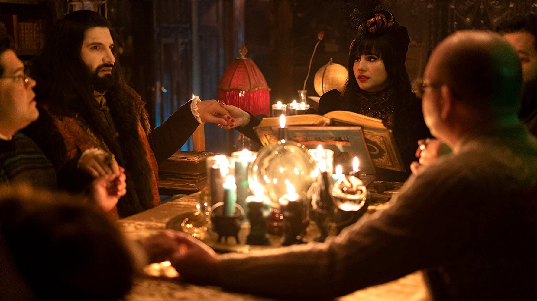 Imagem de: What We Do in the Shadows: série é renovada para a 3ª temporada