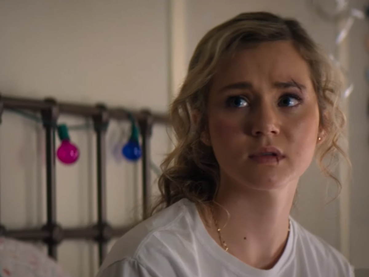Imagem de: Stargirl 1x8: identidade real da Stargirl é revelada (PREVIEW)