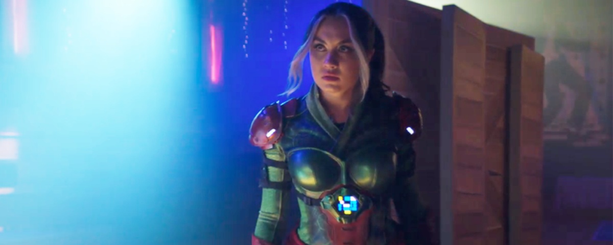 Imagem de: Stargirl 1x8: Shiv descobre a identidade da heroína da DC