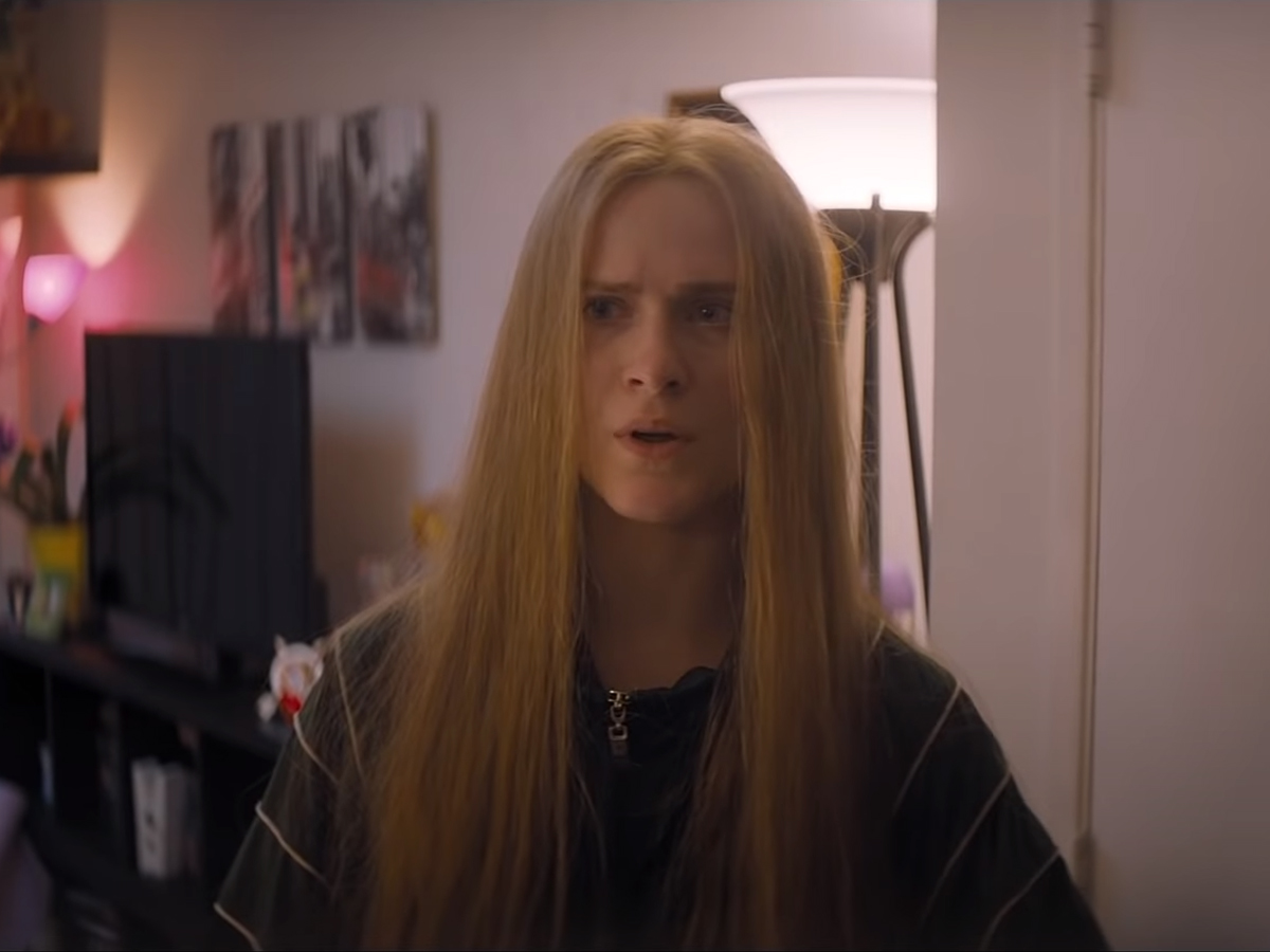 Imagem de: Evan Rachel Wood é uma trapaceira no trailer de Kajillionaire