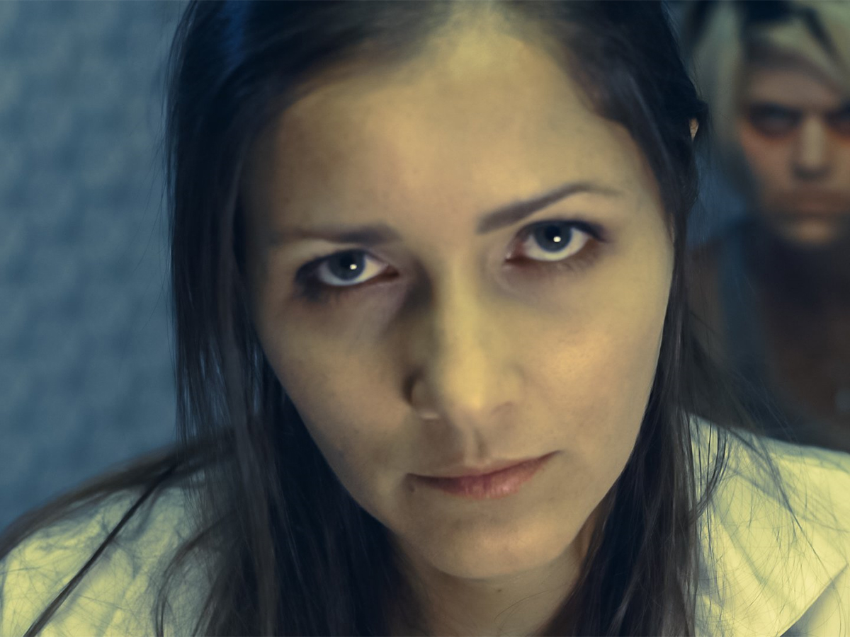 Imagem de: Acordar Negro: terror estrelado por Nana Gouvea chega ao Prime Video